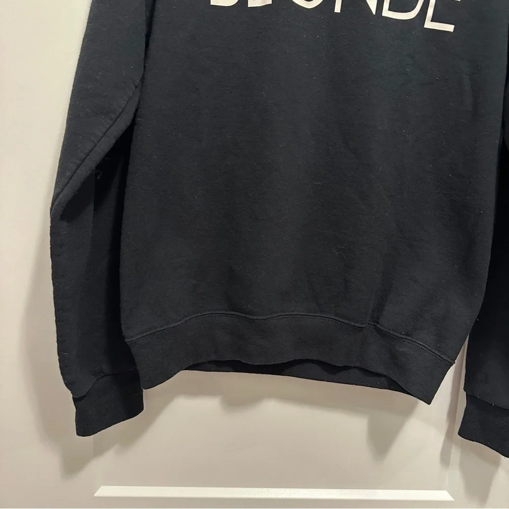 Blonde Black and White Pullover Crewneck Sweater Size Small Women’s - Picture 3 of 5